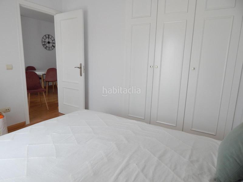 Foto 337bd0fe-4598-4f69-bbc3-614746655906. Miete dachwohnung in calle agustín rodríguez sahagún 38 in Ávila