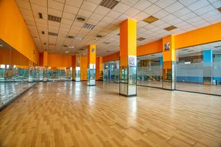 Local commercial à Avenida de inmaculada concepción 50. Venta locales inmaculada concepción 50, ávila