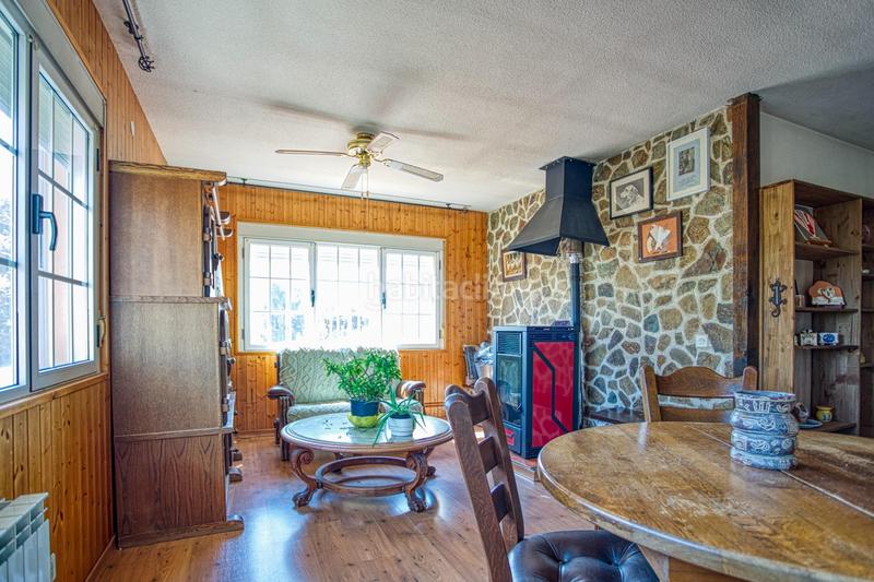 Foto 90064ffd-d323-455b-b501-40b9351d6152. Chalet in calle de las prolesiones in Zona Rural Ávila