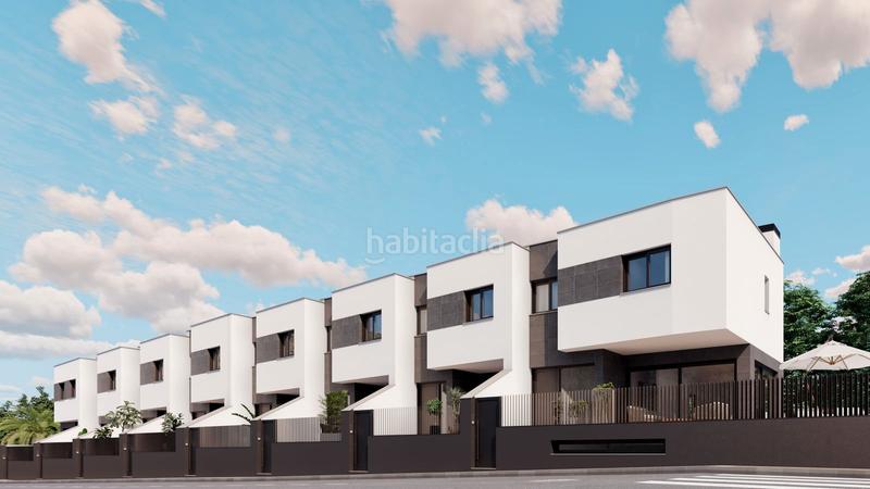 Foto 6bf44a0c-32c9-41a4-a0c8-6c20c3bd99c6. Semi detached house in calle de la luz 26 in Santo Angel Murcia