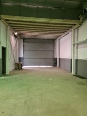 Miete Fabrikhalle  Carrer menorca. Con puente grua