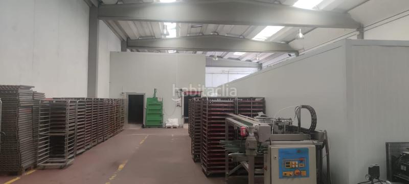 Foto e6b49e34-59d6-4f2d-a33c-c5631367f90b. Affitto capannone industriale in Espai Tolra - Els Pedrissos - Can Carner Castellar del Vallès