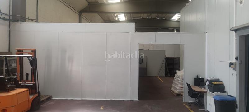 Foto 7ccbb381-d145-4dec-ae83-3abec37890f5. Alquiler nave industrial diafana en Espai Tolra - Els Pedrissos - Can Carner Castellar del Vallès