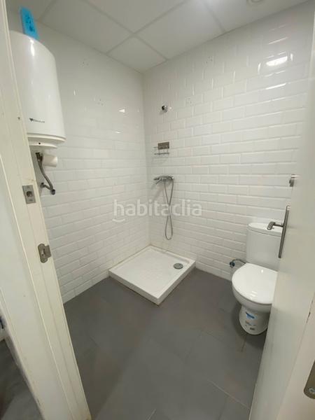 Foto 88f53b23-acf8-4200-91a0-5888e8f6894a. Affitto capannone industriale in Santa Perpètua de Mogoda