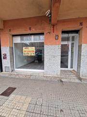Lloguer Local Comercial a Avinguda 11 de setembre 63. Disponible