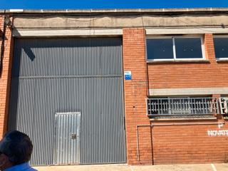 Lloguer Nau industrial a Rambla 43. Disponible en agosto