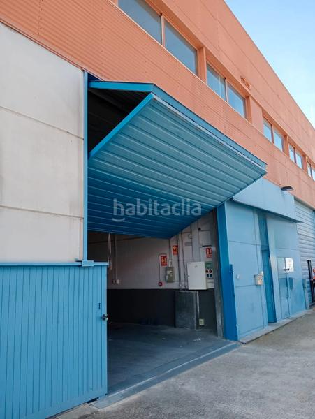 Foto f0a74148-944a-45d8-824d-18aff93900f8. Industrial building in Polinyà