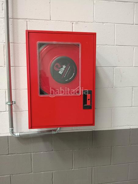 Foto a6030f71-81ed-4f89-a368-23f523f3874f. Nave industrial en Polinyà