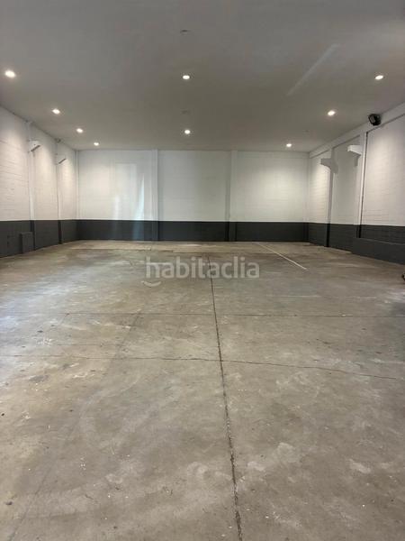 Foto 9979ec86-c2e7-4fb3-9e19-863b6bac6383. Affitto capannone industriale in Santa Perpètua de Mogoda