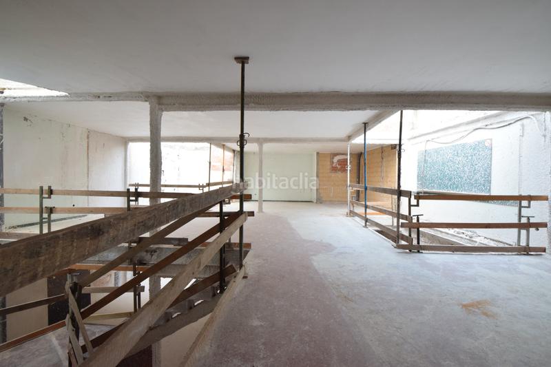 Foto ca257871-c937-447b-8a2a-1594b6616d93. Lloguer local comercial a Centre Sabadell