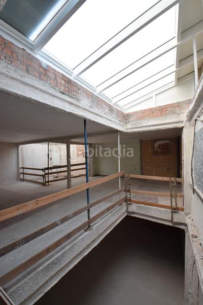 Foto dcb7f65d-07d4-4065-b5fd-04a45780f347. Lloguer local comercial a Centre Sabadell