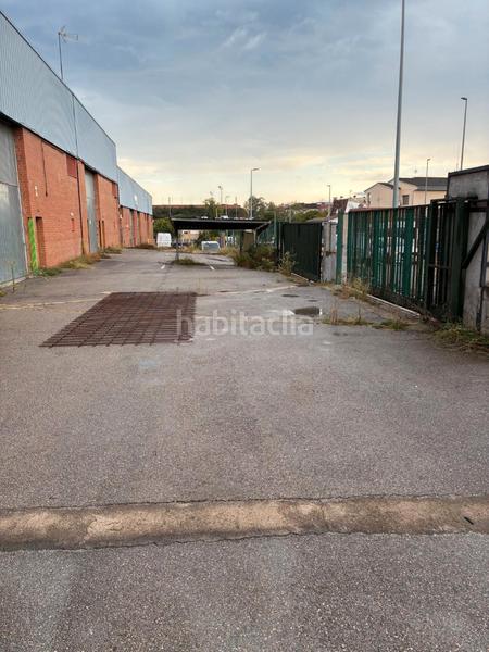 Foto f8b197cf-2875-4212-b4d9-084c198d8dec. Rent industrial building in Polinyà