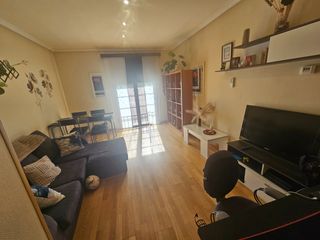 D�plex en Callej�n hortelanos 6. Duplex de tres dormitorios en azucaica ( toledo)