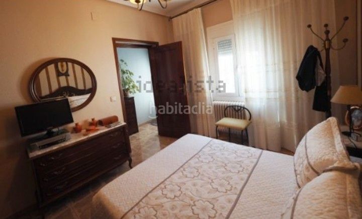 Foto 114d9273-3b8e-45e9-b073-def1ec37b470. Casa amb calefacció aparcament a Tomelloso