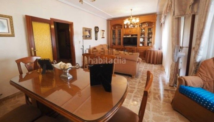 Foto 4a3a380d-872a-4d7b-9392-96508d28bd94. Casa amb calefacció aparcament a Tomelloso