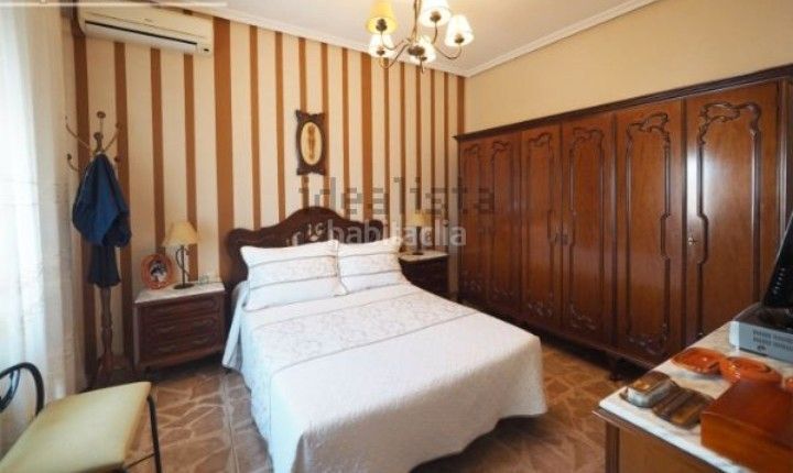 Foto c64bf9db-a708-4e08-99b0-1bb5d4d7cd62. Casa amb calefacció aparcament a Tomelloso