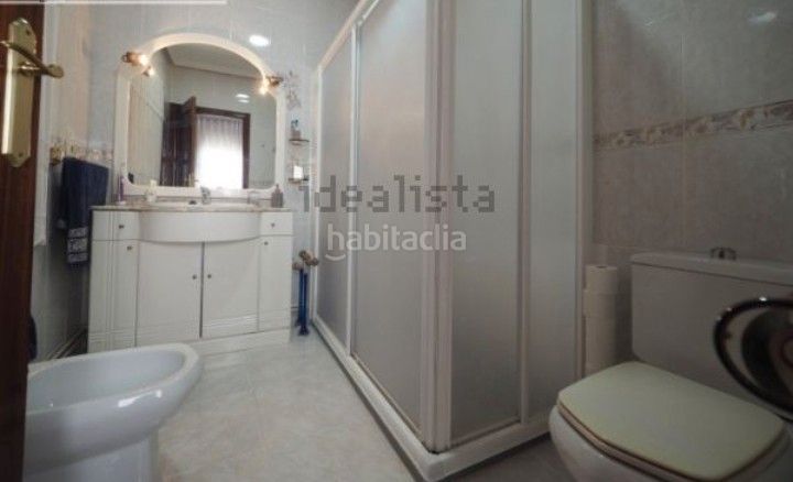 Foto d08847fc-8662-4e12-ad63-680db99a4f00. Casa amb calefacció aparcament a Tomelloso