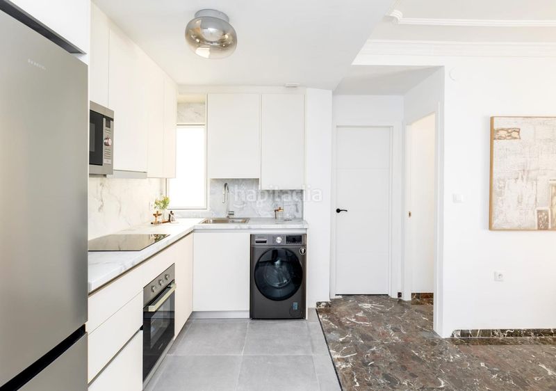 Foto 70abf956-3cfc-4cb9-a708-99fde12fe47b. Pis a avenida de carmen morcillo 5 a Gójar