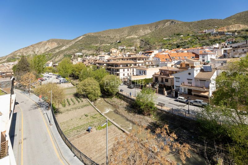Foto ff77243c-3e31-4cf4-821e-95c0a1ce8150. Pis amb aparcament a Monachil pueblo Monachil