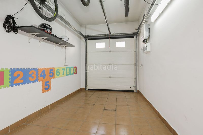 Foto ff8953a6-b81c-46a3-abf5-551f8463e7d0. Reihenhaus mit heizung parking in La Zubia Ciudad Zubia (La)