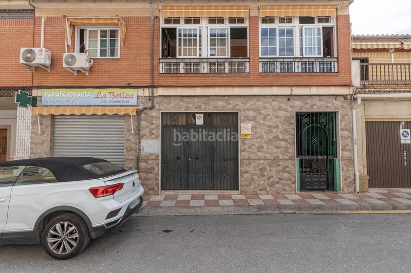 Foto 3ab4cb48-c8be-4dec-9a14-8be4bf7d6d16. Casa amb aparcament a San Miguel Armilla