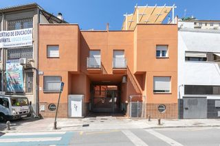 Casa adosada en Calle santo sepulcro de la quinta 26. Magnífico adosado con apartamento independiente en bola de oro,