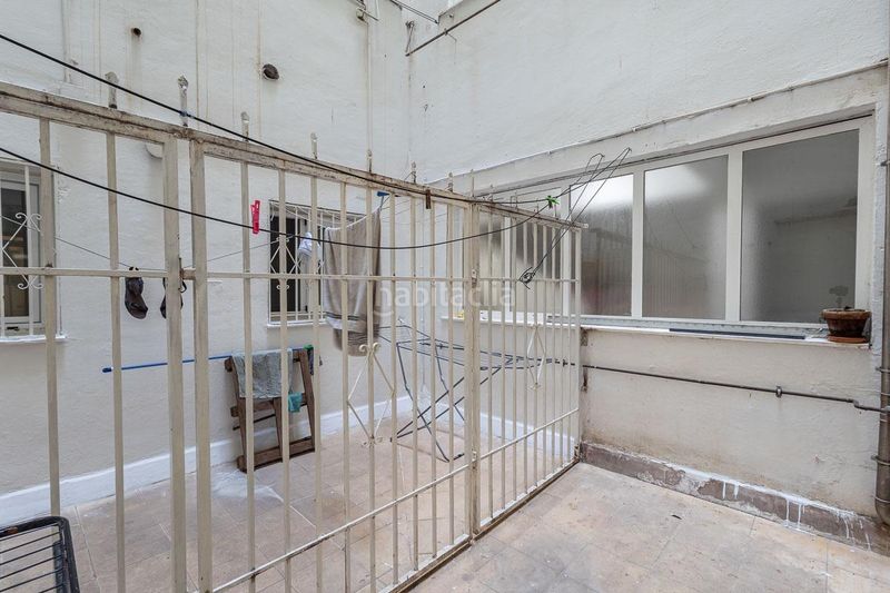 Foto e30f415e-4e41-4a72-9667-3ce46585693f. Piso  reformado en venta pedro antonio de alarcón en Granada