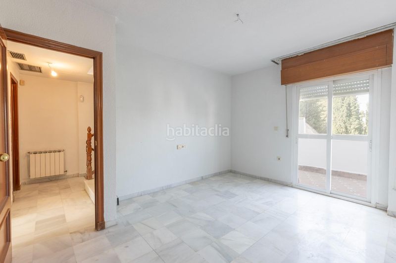 Foto 4f32271e-7868-41ab-b33e-379e31179007. Casa pareada en calle de almajara 27 exclusiva vivienda con piscina en la zona del serrallo con piscina comunitaria en Granada