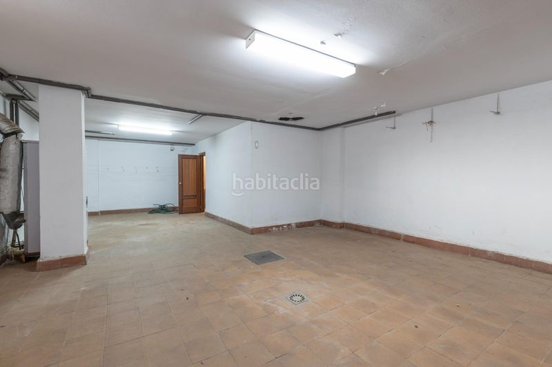 Foto 5fc8d030-c25a-402e-a057-46064d01c01f. Casa pareada en calle de almajara 27 exclusiva vivienda con piscina en la zona del serrallo con piscina comunitaria en Granada