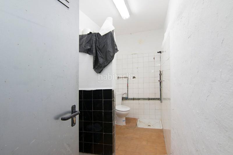 Foto 737c26e0-60fe-4a7f-a09c-6a4899f8f3eb. Local comercial a Camino de Ronda Granada