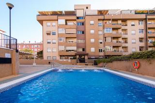 Alquiler Piso  Calle la palmita. Magnífico piso en parque almunia con garaje y trastero