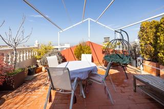 Attique  Calle paloma. Espectacular ático en la zubia, con amplia terraza y vistas pano