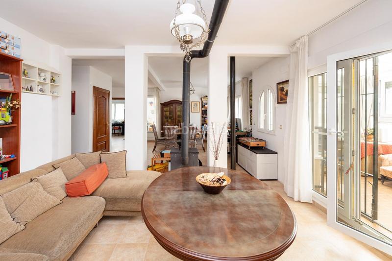 Foto f7b2adec-2b8a-4192-aecc-e6d37ac068de. Chalet en Barrio de la Vega Monachil