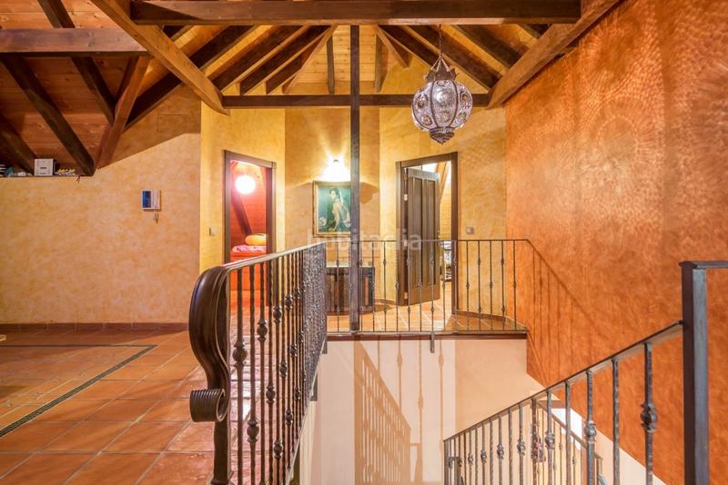 Foto f763e2f6-914c-41eb-a92c-d61b49b8558f. Chalet impresionante chalet de estilo nórdico en Otura