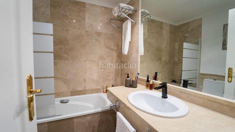 Foto b509bd7a-5e54-4017-be38-4303cd4be599. Piso estupendo piso reformado en el serrallo en Camino de los Neveros - Serrallo Granada