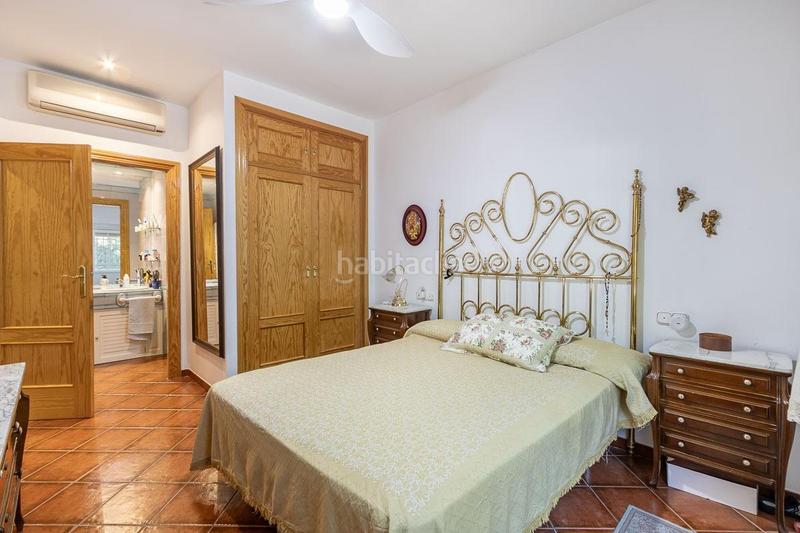 Foto 34abd658-52dd-4521-8cc2-a7148354f9df. Casa  con gran parcela en la zubia en La Zubia Ciudad Zubia (La)