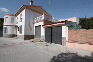 Local Comercial en Camino Camino de la Zubia