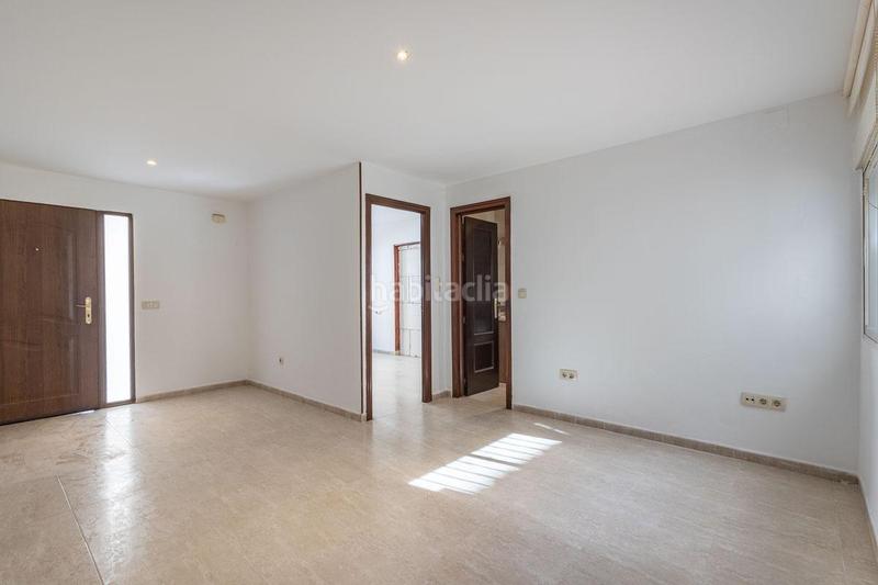 Foto 8591169c-0ba9-436b-a5a2-778671bd1230. Casa adosada adosado con dos viviendas independientes ideal para vivir o invertir! en Armilla