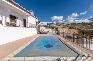 Casa en Altos de la Zubia. Casa una sola planta en altos de la zubia