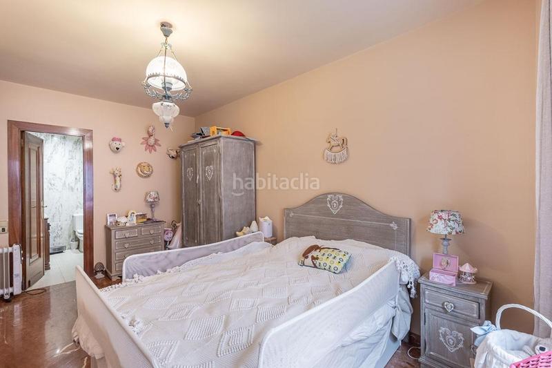 Foto c3efd426-27c8-48a2-8860-1cada7b6e69e. Piso amplio piso en plaza de las descalzas en San Matías - Realejo Granada