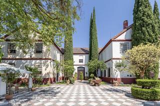 Masia  Carretera a- 4002. Precioso cortijo en la ciudad de granada