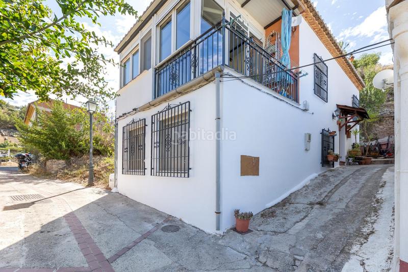 Foto 6ba5b61a-9609-4db7-8679-2df3076b0f66. Casa coqueta casa zona barranco del abogado con vistas a en Granada