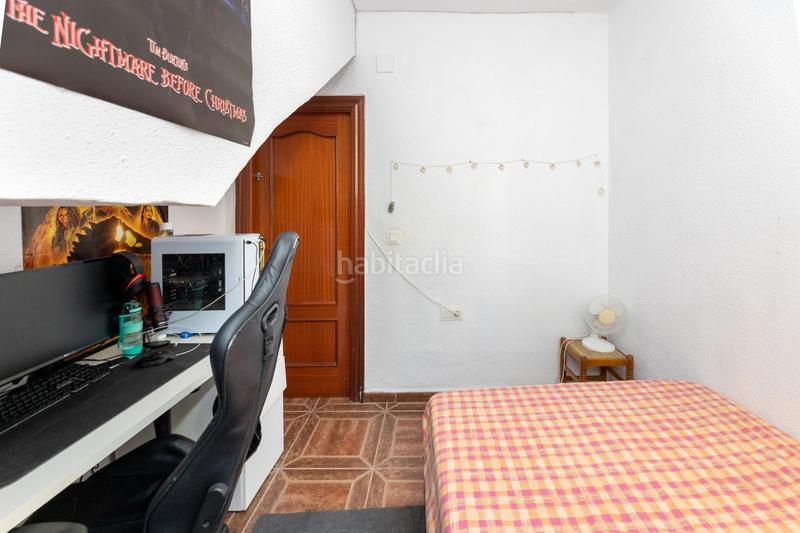 Foto eae6ff9b-12de-494a-a703-e87586603f71. Casa coqueta casa zona barranco del abogado con vistas a en Granada