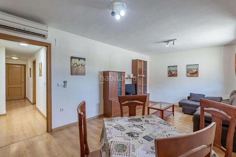 Foto 591a62d2-8b85-4c4d-8293-884f1bb68b92. Piso  de 2 dormitorios plaza garaje trastero en calle principal b avda. madrid en Monachil