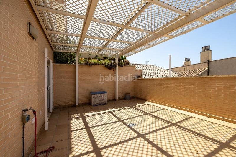 Foto d839b11d-86e9-4586-8b26-9d160fb76dce. Casa pareada espectacular unifamiliar en el serrallo en Granada