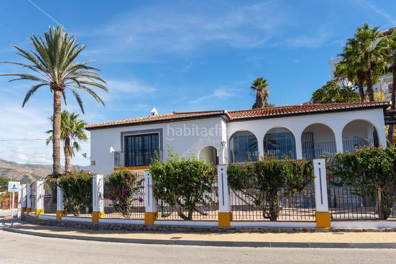 Foto 15b1d180-4d18-499b-b971-2c431b787724. Chalet con riscaldamento parcheggio piscina in Almuñecar centro Almuñécar