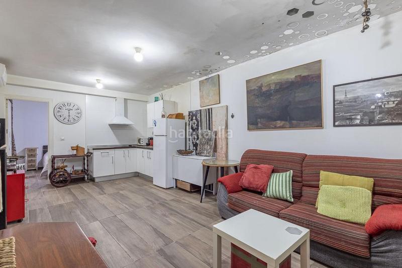 Foto fcb69ba3-4c60-44bb-bd25-5b796ce0ca25. Flat in Crta. De la Sierra Granada