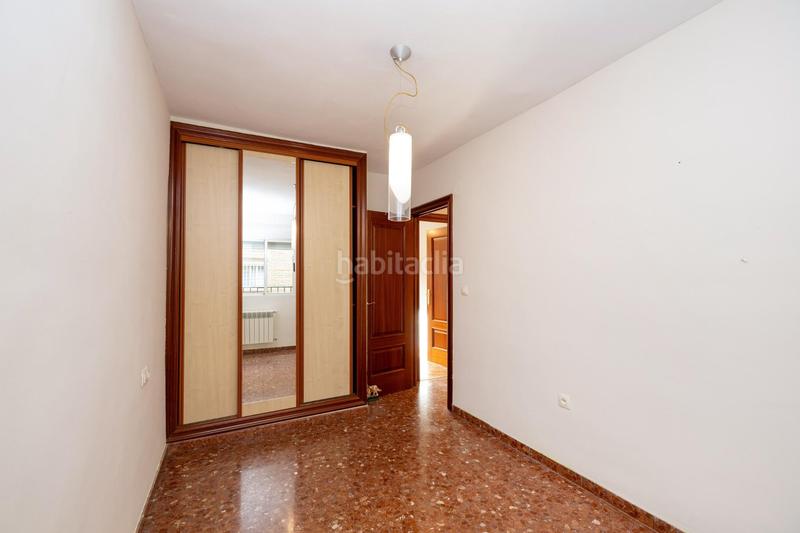 Foto c577f7b2-575a-4a3f-a884-ba30f3ca3046. Piso en Plaza de Toros Granada