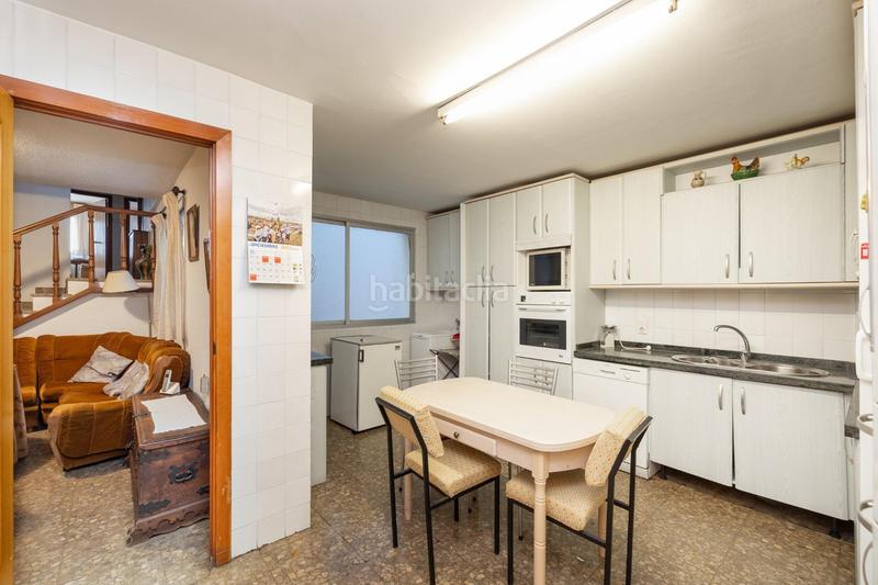 Foto 2d1c4b91-68a1-45f1-996e-959395a4f357. Duplex avec chauffage dans Camino de Ronda Granada