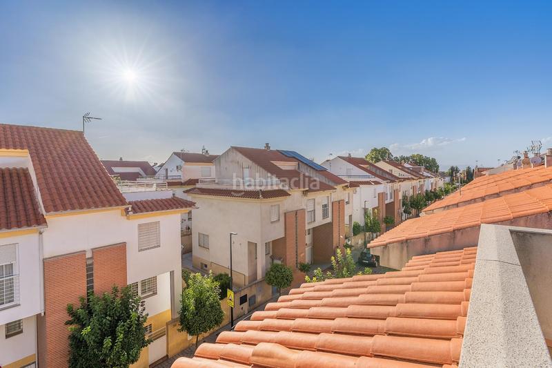 Foto cffe22df-9f14-4cf6-a7de-62a9a2c2c4f7. Reihenhaus mit heizung parking in San Miguel Armilla